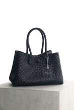 Load image into Gallery viewer, Natura (Mini) in Black